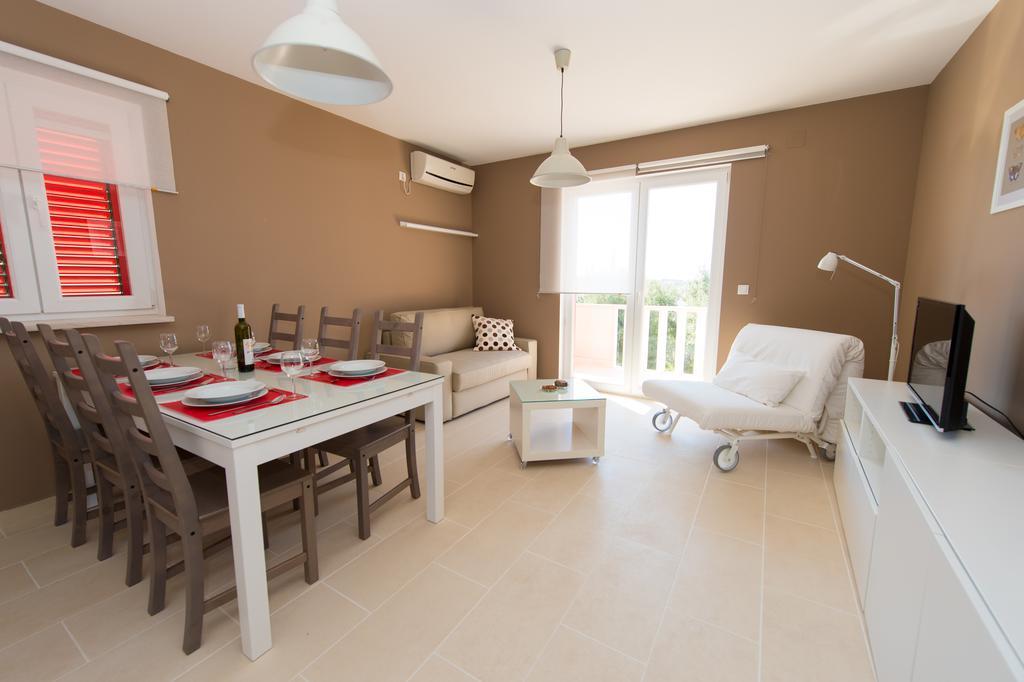 Apartments Gazebo Τρογκίρ Δωμάτιο φωτογραφία